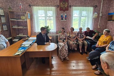 Идут работы по исполнению наказов избирателей